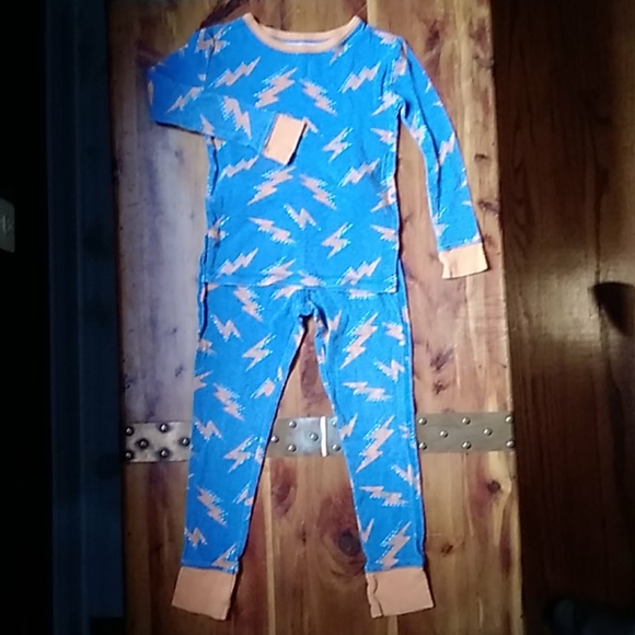 Three sets size 4 pajamas - Picture 4 of 4